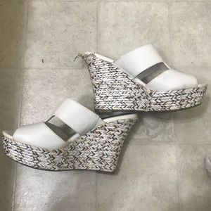 Jennifer Lopez wedged Heels